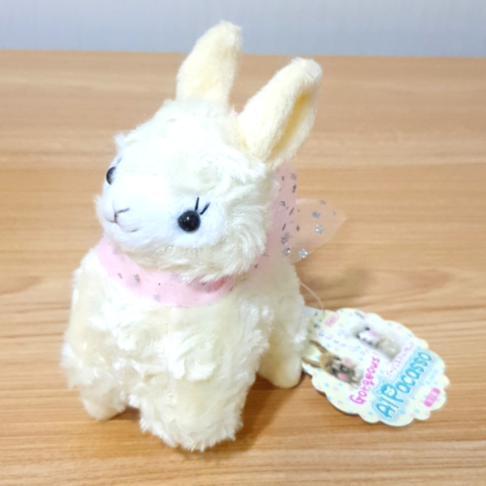 Alpacasso charm NWT